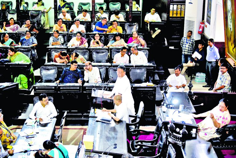 बेनामी संपत्तियों पर कब्जा करेगा निगम : मेयर
