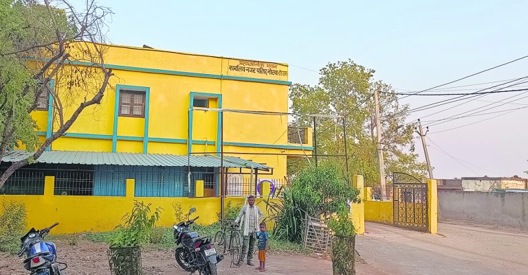 ट्रेड लाइसेंस का नियम बना भूल गयी नगर पर्षद, राजस्व को क्षति