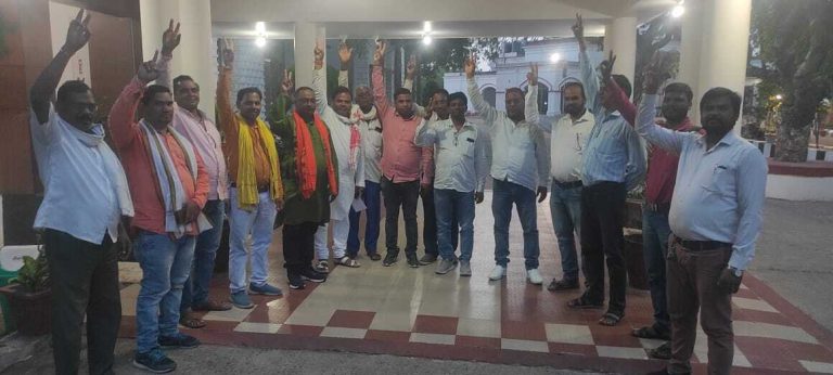 महासभा ने एकजुट होने का लिया संकल्प
