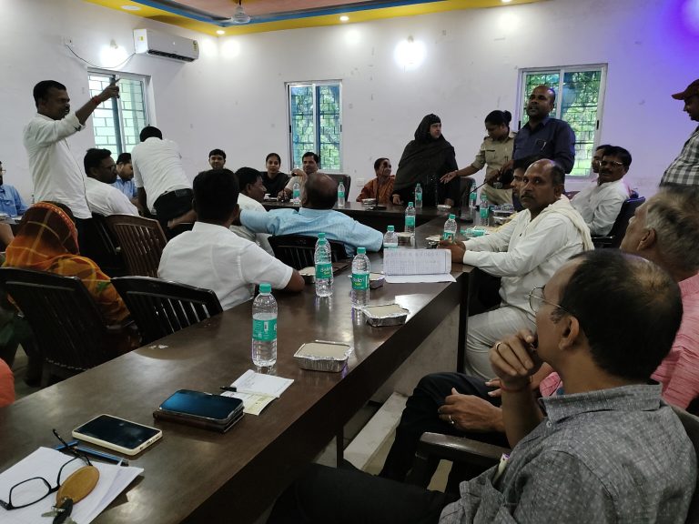 पंचायत समिति की हुई बैठक, चलता रहा भ्रष्टाचार का आरोप प्रत्यारोप का दौर