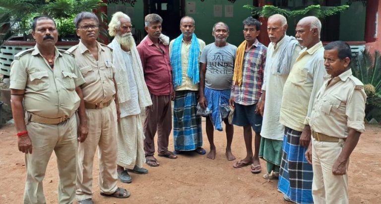 बड़हरा पुलिस ने सात वारंटी को भेजा जेल