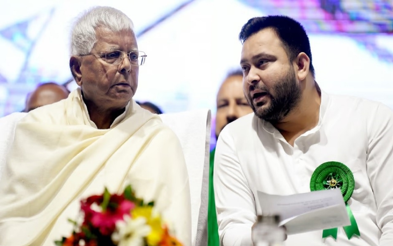 lalu yadav and tejashwi yadav