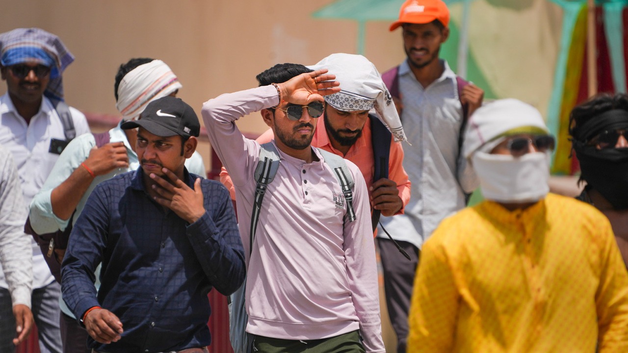 प्रचंड गर्मी और तेज धूप