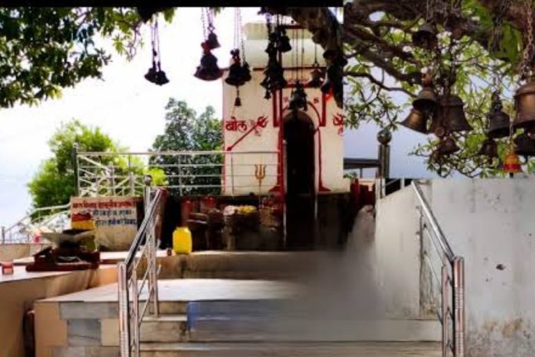 Sawan 2024: भगवान विश्वकर्मा ने किया था इस ऐतिहासिक शिव मंदिर का निर्माण