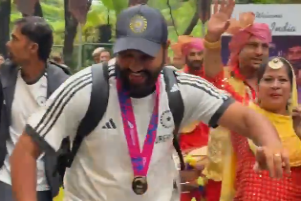 Rohit-Surya danced