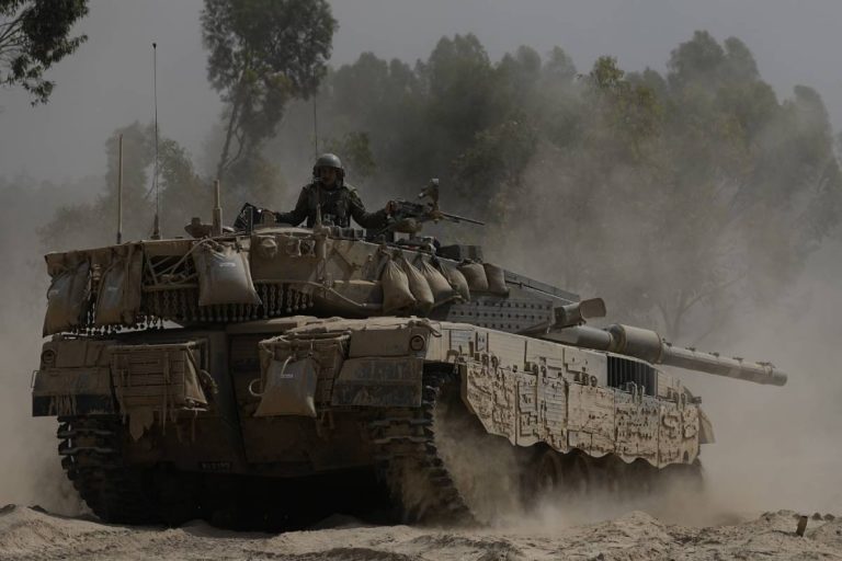 Israel-Hamas War : बेंजामिन नेतन्याहू के अमेरिका जाने के बाद हिजबुल्ला ने इजराइल पर किया अबतक का सबसे घातक हमला