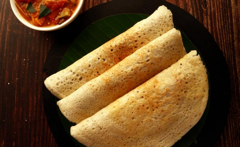 Sawan Fasting Recipe : सावन के महीने में ट्राई करें मखाने से बने हुए डोसा, व्रत में रहेंगे हेल्थि, जानें बनाने की विधि