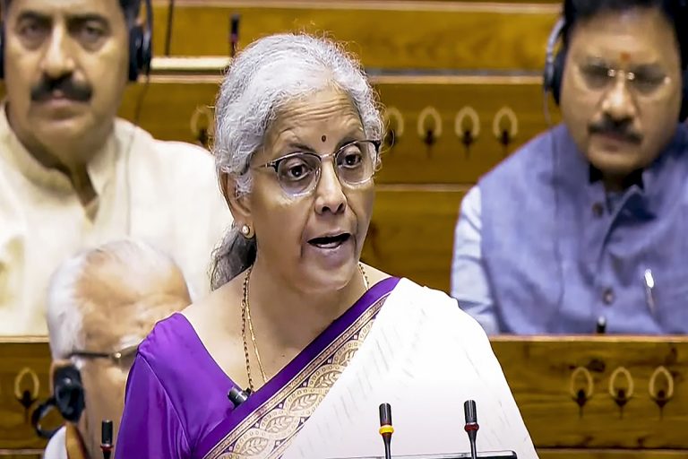 Budget 2024 : एनडीए ने कहा विकसित भारत के सपने होंगे साकार, इंडिया गठबंधन ने कहा भेदभाव हुआ