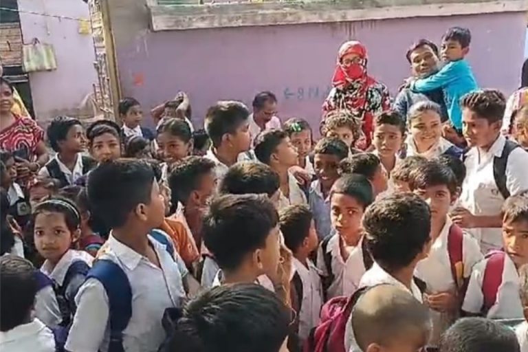 West Bengal : बंगाल में एक ऐसा स्कूल जहां पढ़ते है मवेशी !