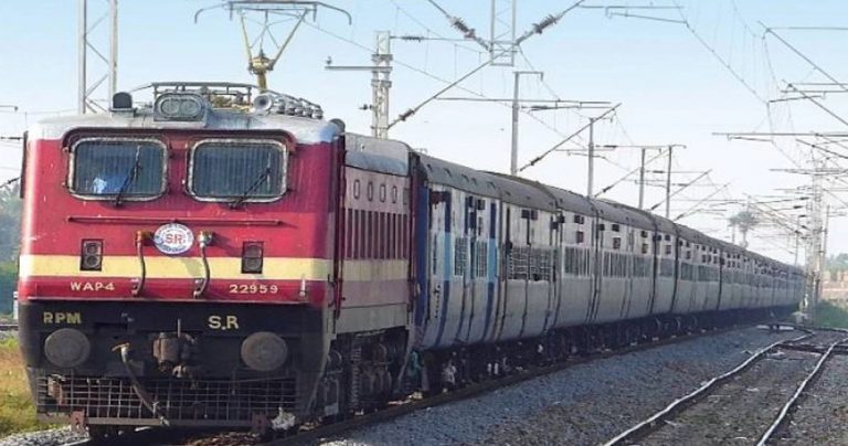 Saran News : सद्भावना एक्सप्रेस से यात्री का ट्रॉली बैग व सामान की चोरी