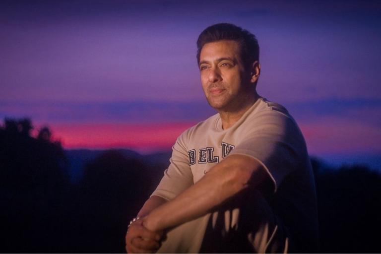 salman khan : सलमान ने सीनियर्स का एंग्री यंग मेन के ट्रेलर लांच पर ऐसे किया सम्मान.जानिए क्या किया खास