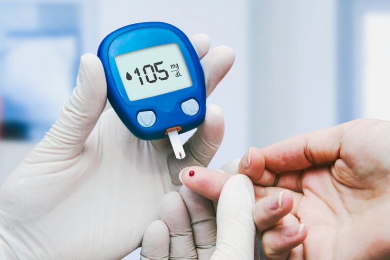 Diabetes : शरीर के कौन से अंग देते हैं शुगर होने की वार्निंग?