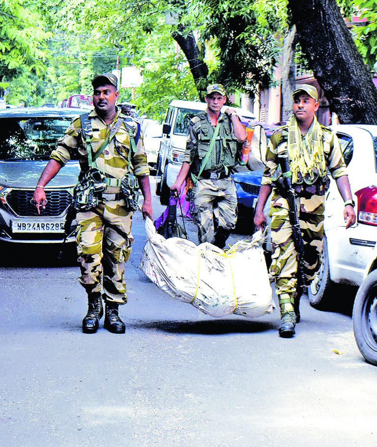 विस उपचुनाव : आज 15 कंपनी सेंट्रल फोर्स के अलावा 1500 पुलिसकर्मी रहेंगे तैनात