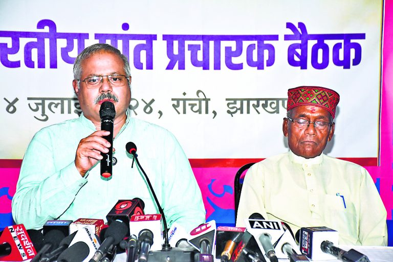 RSS News : राष्ट्रीय स्वयंसेवक संघ के शताब्दी वर्ष में देश के हर मंडल स्तर पर होगी एक शाखा : आंबेकर