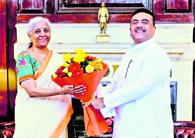 पश्चिम बंगाल में केंद्रीय योजनाओं के फंड का हो रहा दुरुपयोग : शुभेंदु अधिकारी