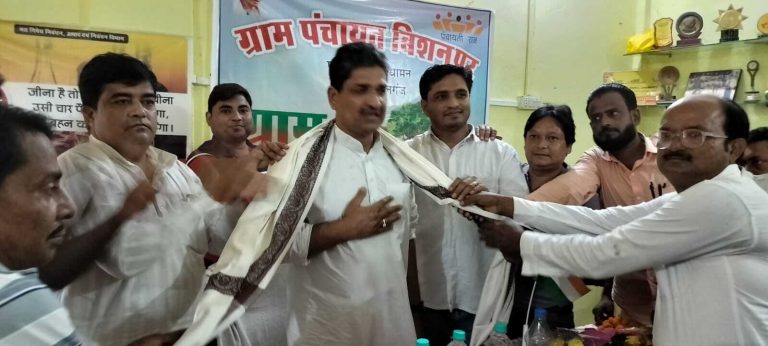 विशनपुर में सांसद का हुआ अभिनंदन