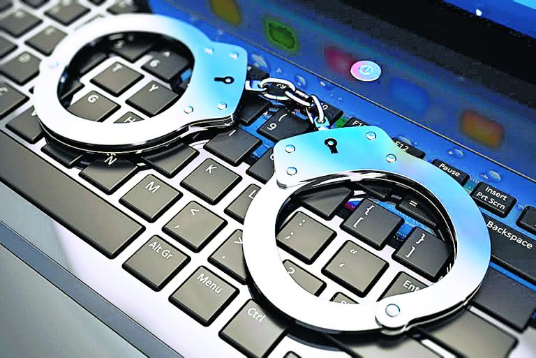 फाइनांस कर्मी से 7.5 लाख लूट में पूर्व कर्मी सहित तीन धराये