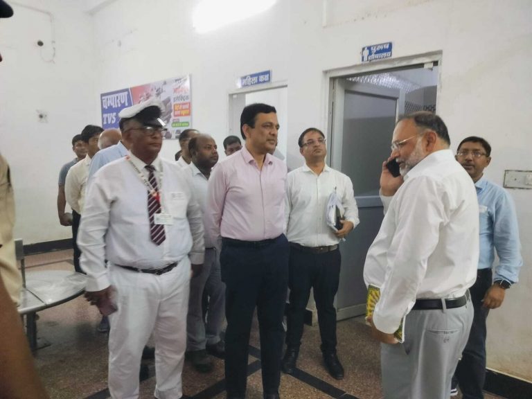 सितंबर में चालू हो जायेगा छावनी से जुड़े मैनाटांड़ व चनपटिया आरओबी : जीएम