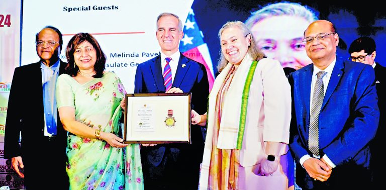 हेरिटेज को मिला बेस्ट स्कूल अवॉर्ड