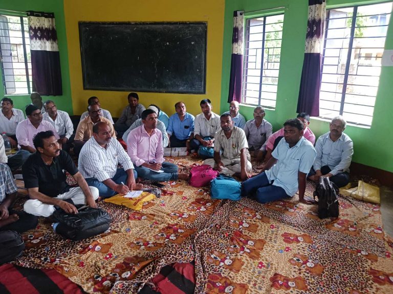 सभी तरह के रजिस्टरों का संधारण करें प्रधानाध्यापक- बीईओ