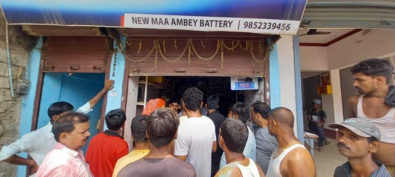 मसौढ़ी में दुकान का शटर तोड़ सात लाख की बैट्री की चोरी