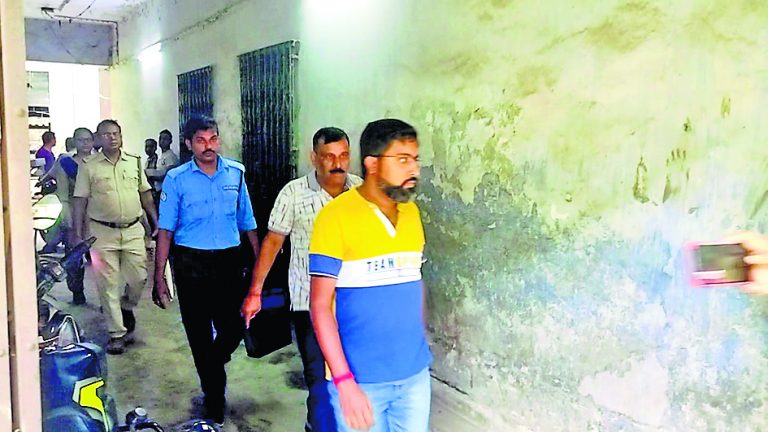 लाखों रुपयों की धोखाधड़ी में फंसा इवेंट मैनेजमेंट कंपनी का संचालनकर्ता, किया गया गिरफ्तार