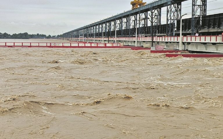 Weather News: नेपाल में भारी बारिश क्यों हो रही? जानिए बिहार में बाढ़ का संकट कितना गहराएगा…