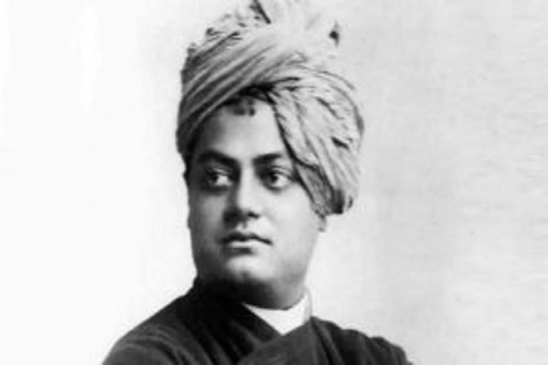 Swami Vivekananda Quotes: जीवन में सफलता पाने के लिए… याद रखें स्वामी विवेकानंद के प्रेरणादायक विचार