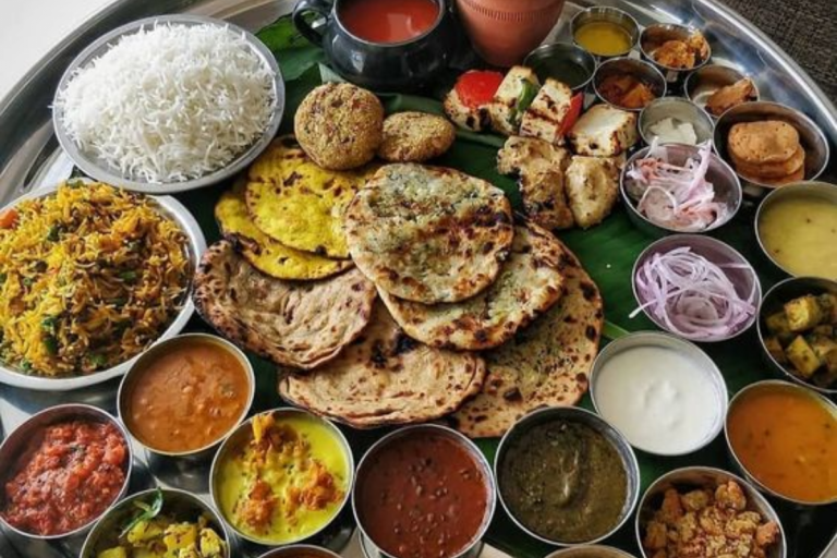 Janmashtami 2024: आखिर क्या होता है 56 भोग जो नंदलाल कृष्ण को है प्रिय