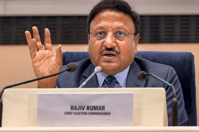 कांग्रेस ने महाराष्ट्र की वोटर लिस्ट पर उठाया सवाल, तो चुनाव आयोग ने दिया डेटा के साथ जवाब