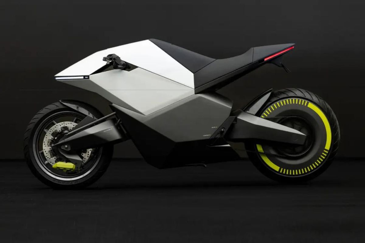 Bhavish Aggarwal will surprise everyone with Ola Electric Bike unveiled on 15th August 2024
