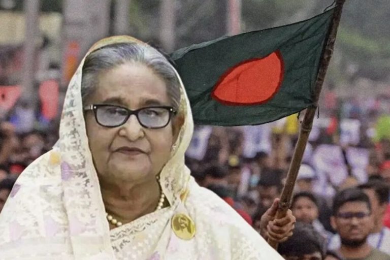 Bangladesh Protest Updates: बांग्लादेशी  PM शेख हसीना ने दिया इस्तीफा, देश छोड़ सुरक्षित जगह निकलीं प्रधानमंत्री