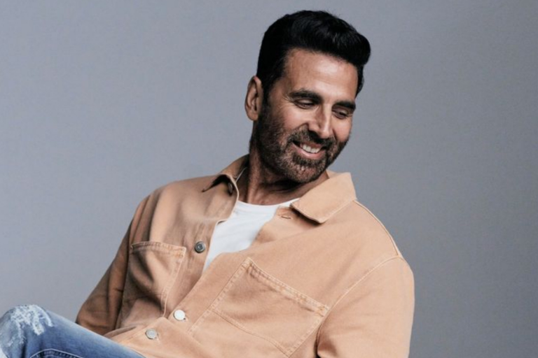 Akshay kumar : पिछले 3 सालों में 14 फिल्में, की 1400 करोड़ की कमाई, क्या वाकई सुपरस्टार की चमक फीकी पड़ रही है
