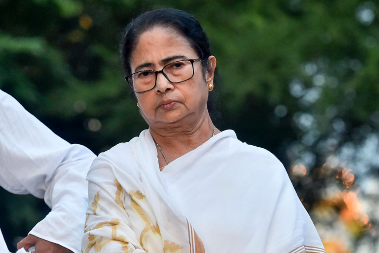 Kolkata Doctor Murder Case: ममता सरकार ने लिया एक्शन, RG Kar के पूर्व प्रिंसिपल संदीप घोष के करीबी पर गिरी गाज