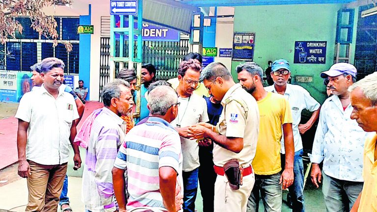 हौज में काम करते समय दम घुटने से दो श्रमिकों की मौत