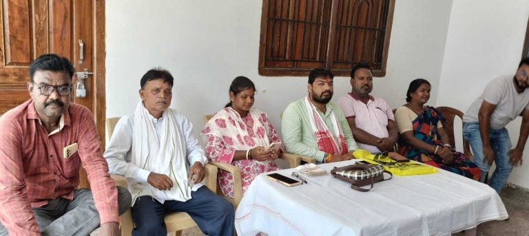 किसी प्रकार की समस्या हो तो संगठन में रखें बात : कांग्रेस