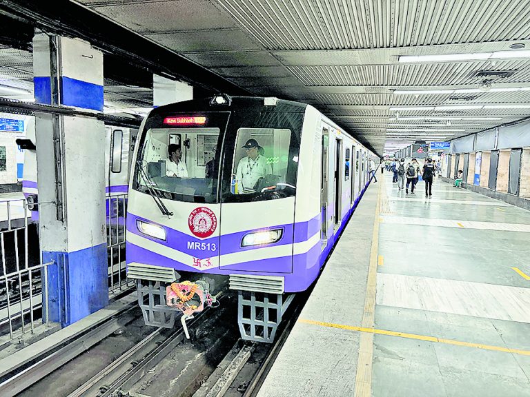 ब्लू लाइन मेट्रो ः मिला आधुनिक सुविधाओं से लैस डालियान कोच