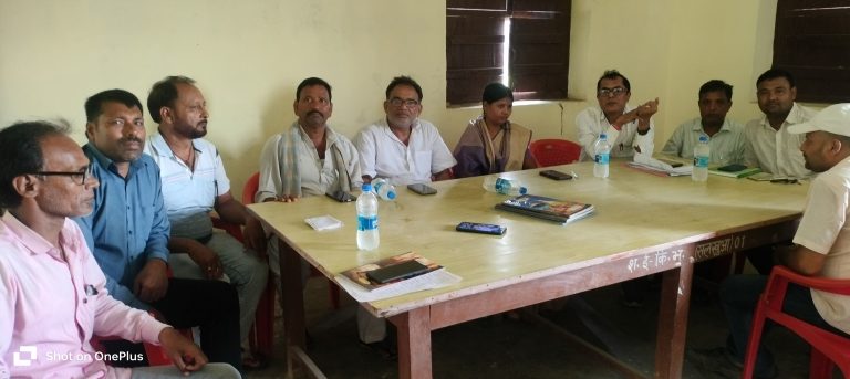 खरीफ फसल में किसानों को समय पर उपलब्ध हो खाद – प्रमुख