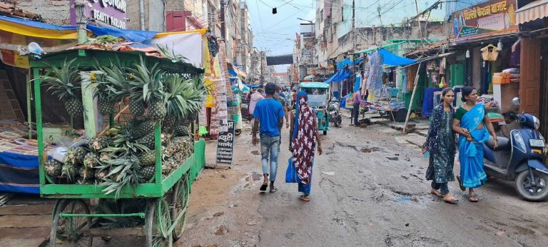 नाले पर से दुकान हटाने के लिए 79 चिह्नित लोगों को नोटिस