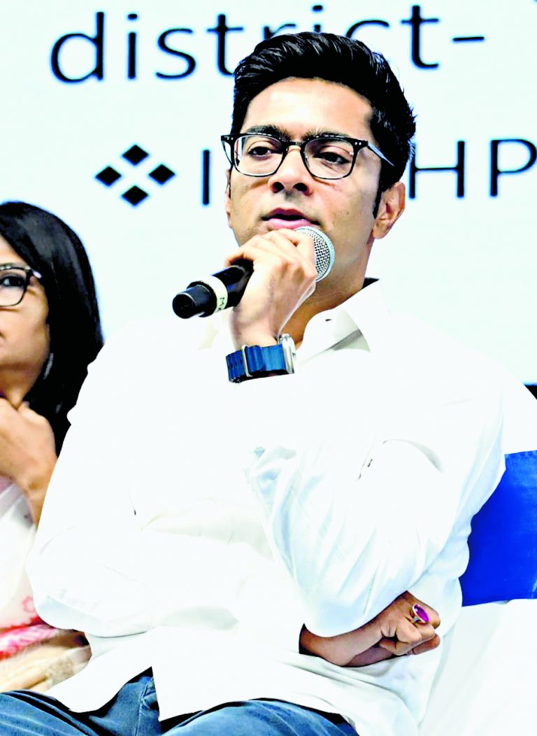 अभिषेक ने की ‘एंटी करप्शन वाट्सएप चैनल’ की शुरुआत