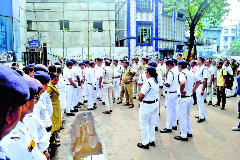 आरजी कर में बाहरी जूनियर डॉक्टरों के प्रवेश पर लगी रोक