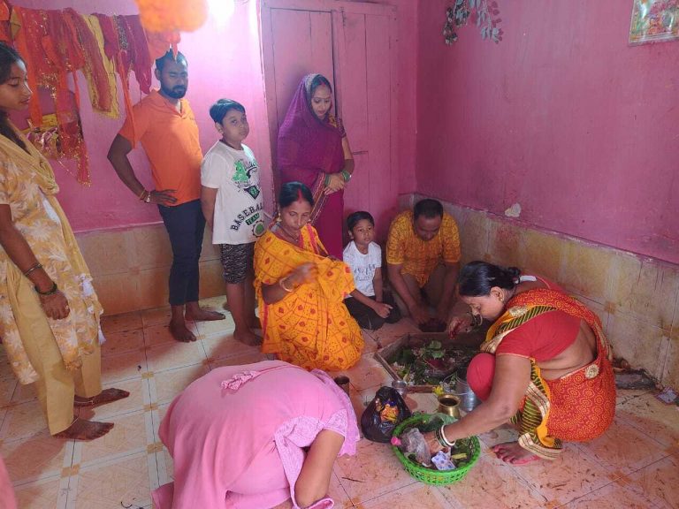 अंतिम सोमवारी को शिवालयों में भक्तों की उमड़ी भीड़