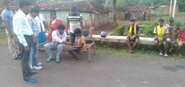 सकला गांव में फैला डायरिया, आधा दर्जन लोग हुए बीमार, स्वास्थ्य विभाग की टीम पहुंची गांव