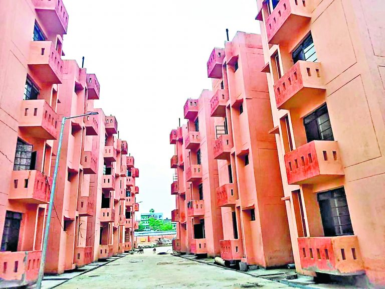 Ranchi news : इस्लाम नगर में 291 फ्लैट बनकर तैयार, सितंबर में शिफ्ट होंगे लाभुक