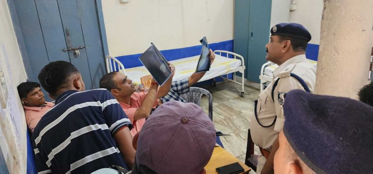 आपसी विवाद में दोस्त पर की फायरिंग, सीने में लगी गोली