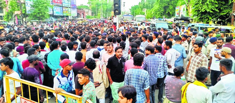 जिले में दिनदहाड़े दो युवकों की हत्या