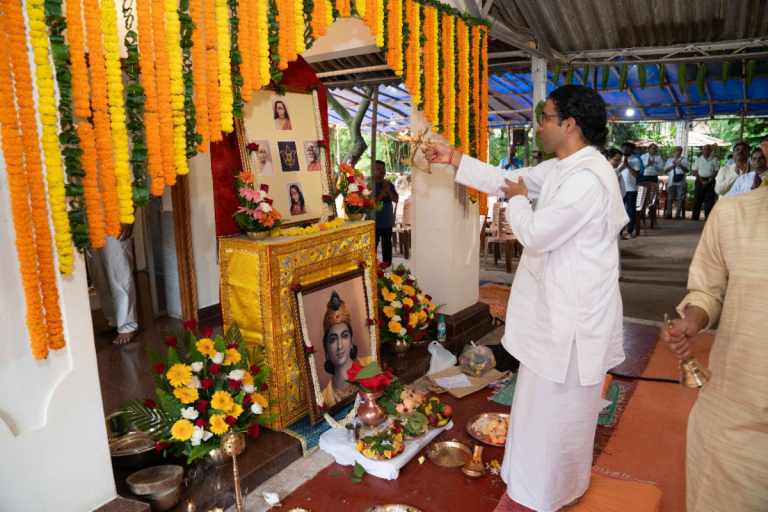 रांची के योगदा आश्रम में हर्षोल्लास के साथ मनाया गया जन्माष्टमी उत्सव, 8 घंटे लंबे ध्यान का हुआ आयोजन