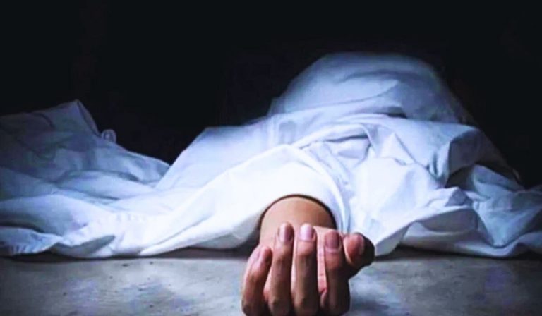 Fraudulent Nursing Home: फर्जी नर्सिंग होम में ऑपरेशन के दौरान अधेड़ की मौत, लापरवाही और धोखाधड़ी का खुलासा