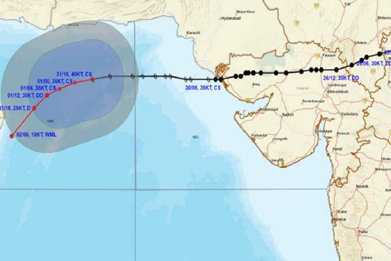 Cyclone Asna Tracker: तूफान असना अभी कहां पहुंचा? देश के इन राज्यों में भारी बारिश का अलर्ट
