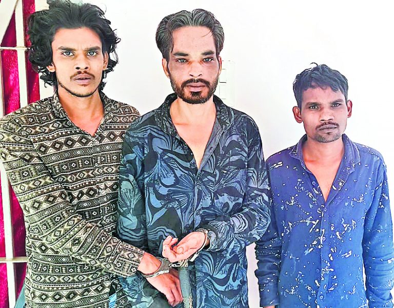 crime news : हरमू मुक्तिधाम पुल के पास छापेमारी, ब्राउन शुगर के साथ तीन युवक गिरफ्तार